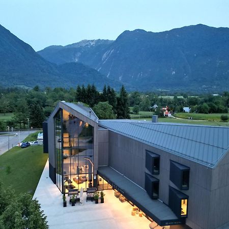 Hotel Soca Бовец Экстерьер фото