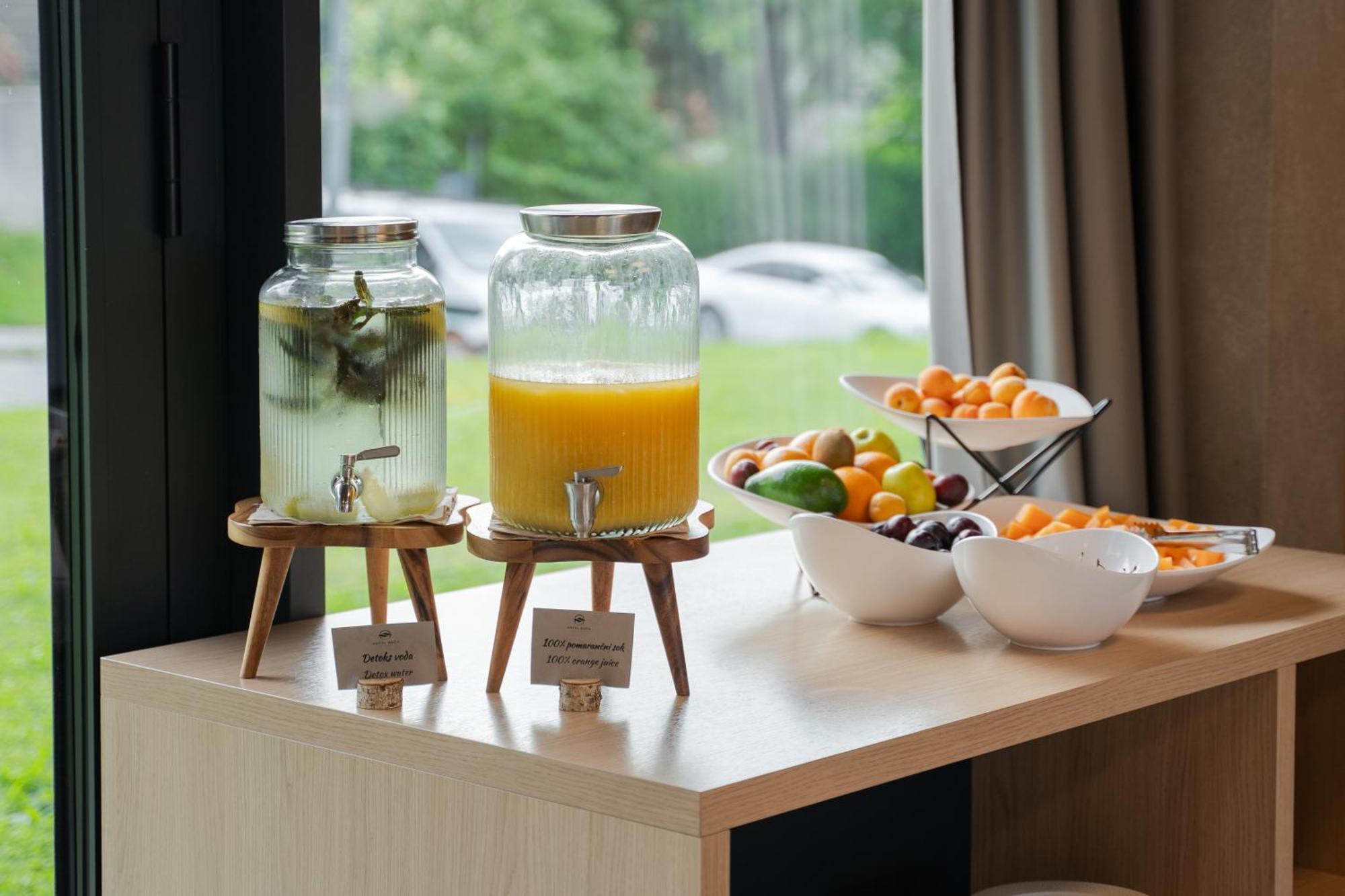 Hotel Soca Бовец Экстерьер фото
